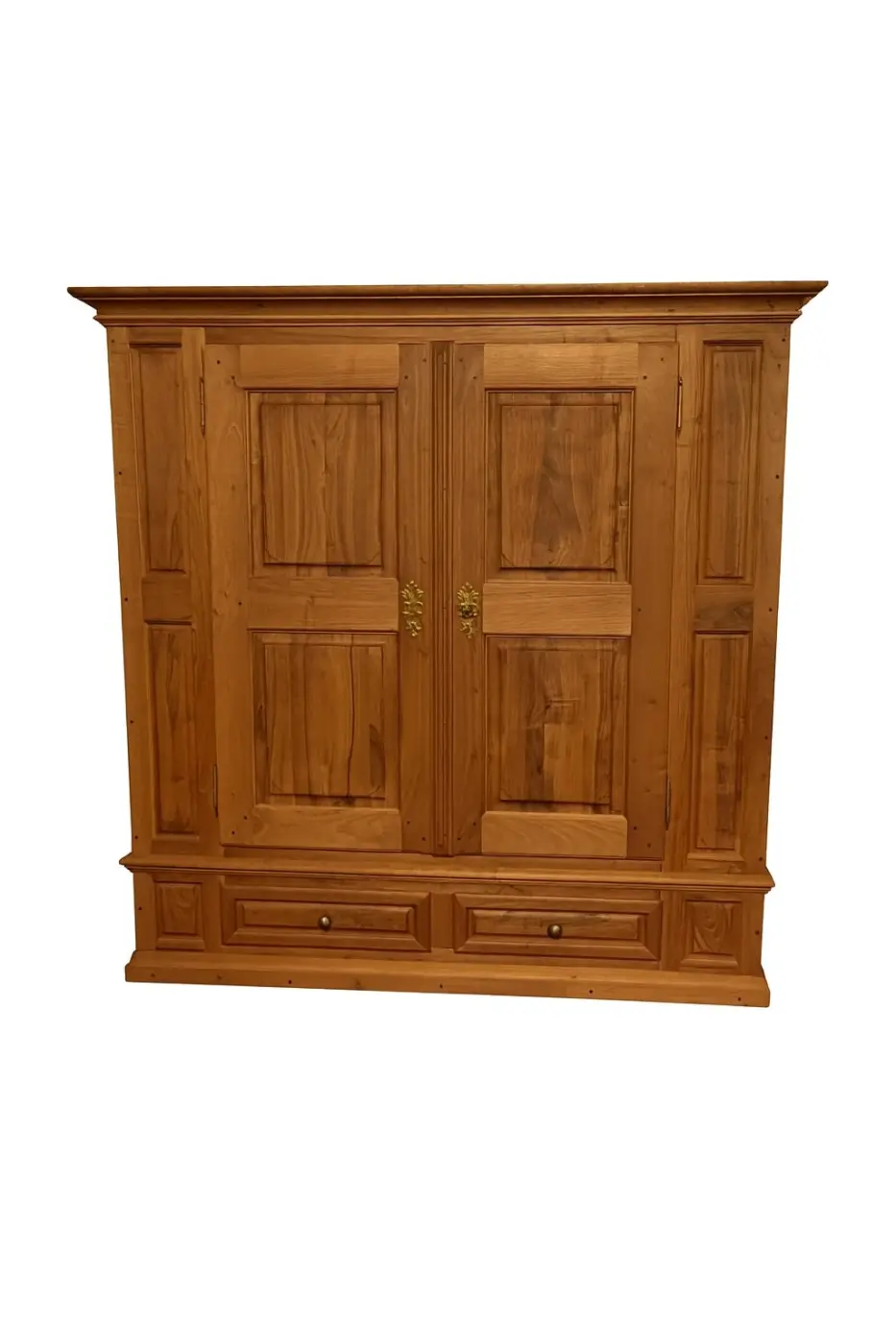 MT Massivholzschrank Barock 62.18 MT Massivholzschrank Barock 62.18